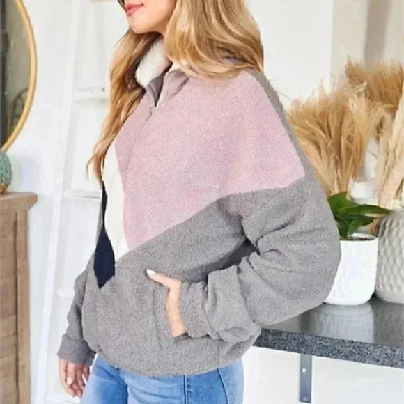 Casual Contemporary GRAY COMBO Pullover Top - Picture 4 of 7